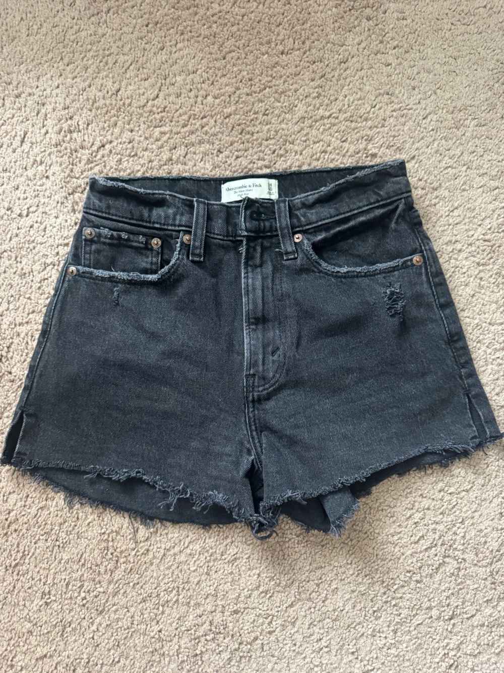 Abercrombie & Fitch Mom Short High Rise